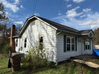 MLS# 2769944 - 923 Currey Rd in Tuberville in Nashville Tennessee 37217