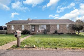 MLS# 2770005 - 1911 Gettysburg Ln in Shenandoah Sec 2 in Columbia Tennessee 38401