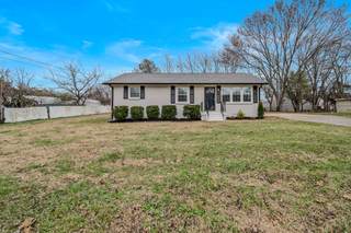 MLS# 2770552 - 142 Campbell Pl in Eastwood II in La Vergne Tennessee 37086