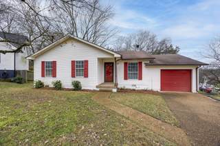 MLS# 2770864 - 604 Ashlawn Ct in Hickory View in Nashville Tennessee 37211