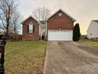MLS# 2772779 - 157 Sundance Way in Holly Tree Phase 2 in White House Tennessee 37188