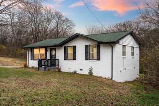 MLS# 2774050 - 2589 Bethwood Dr in Shepardwood in Nashville Tennessee 37207