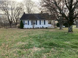 MLS# 2774803 - 7574 Hwy 41 N in none in Adams Tennessee 37010