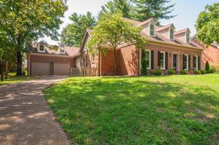 MLS# 2775179 - 905 Whiteheath Ct in Devon Park in Nashville Tennessee 37221
