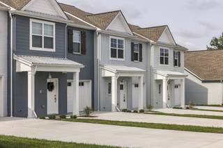 MLS# 2776665 - 1144 Lock 4 Rd, Unit B-6 in Mariners Cove Condos in Gallatin Tennessee 37066