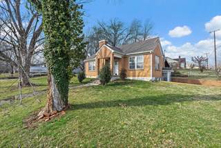 MLS# 2780026 - 415 6th Ave in Riverview Hgts in Columbia Tennessee 38401