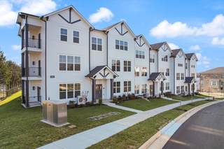 MLS# 2780381 - 482 Portsdale Dr, Unit 2 in Southpoint Stacked Flats in Brentwood Tennessee 37027