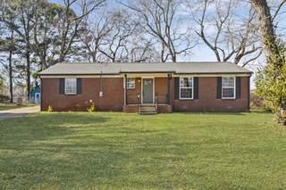 MLS# 2781743 - 212 Fairway Dr in Merry Oaks in Nashville Tennessee 37214