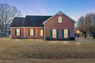 MLS# 2784720 - 567 Bluff View Dr in River Pointe Sec 2 in Pegram Tennessee 37143