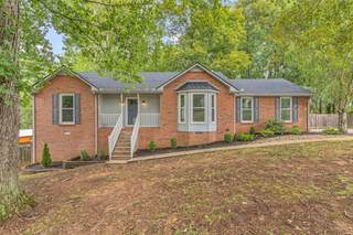 MLS# 2786187 - 2013 Woodwind Cir in Windmere Est Sec II in Greenbrier Tennessee 37073