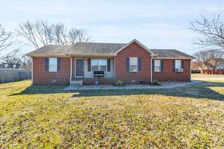 MLS# 2787949 - 209 Vernon Traylor Dr in McGwynn Springs Sec 6 in Smyrna Tennessee 37167