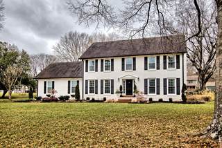 MLS# 2791970 - 604 Edenburg Dr in Wal Tay Estates in Columbia Tennessee 38401