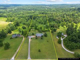 MLS# 2792138 - 395 Murrell Rd in n/a in Dickson Tennessee 37055
