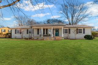 MLS# 2793567 - 201 Sunnyside Ln in Sunnyside Sec 4 in Columbia Tennessee 38401