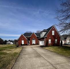 MLS# 2794562 - 1084 Nealcrest Cir in Buckner Crossing Sec 1 in Spring Hill Tennessee 37174