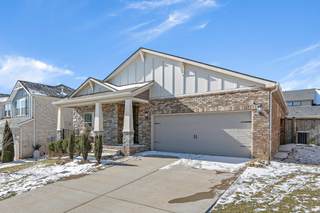 MLS# 2796320 - 522 Fall Creek Cir in Copper Creek in Goodlettsville Tennessee 37072