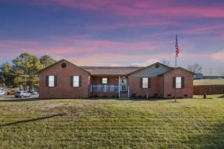 MLS# 2798400 - 410 Forrest Dr in Westfield Estates Sec 4 in Columbia Tennessee 38401