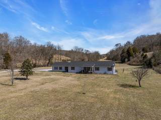 MLS# 2800838 - 501 Bruce Rd in rural in Dickson Tennessee 37055