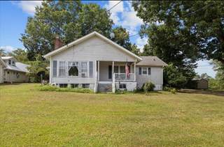 MLS# 2802246 - 3045 Vanleer Hwy in n/a in Charlotte Tennessee 37036