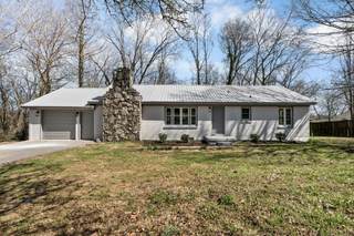MLS# 2803174 - 120 River Heights Dr in River Hgts in Columbia Tennessee 38401