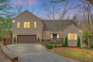 MLS# 2803712 - 512 Harpeth Oaks Ct in Harpeth Trace Estates in Nashville Tennessee 37221