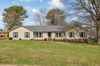 MLS# 2804748 - 1428 Spainwood St in Sunnyside Sec 11 in Columbia Tennessee 38401