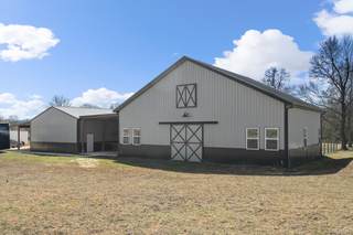 MLS# 2804910 - 3363 Ridge Rd in N/A in Columbia Tennessee 38401