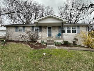 MLS# 2805483 - 602 Glenpark Dr in Glengarry Park in Nashville Tennessee 37217