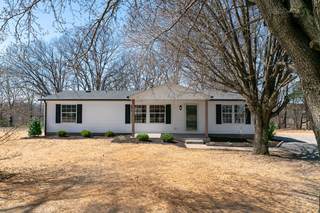 MLS# 2805608 - 4214 Oregon Rd in N/A in Springfield Tennessee 37172