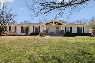 MLS# 2806329 - 4417 Prescott Rd in Oak Hill in Nashville Tennessee 37204