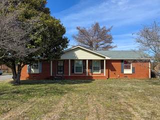 MLS# 2806772 - 303 Davis Park Dr in Davis Park Estates in Smyrna Tennessee 37167