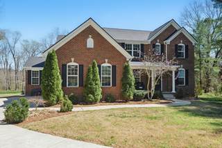 MLS# 2806833 - 2010 Lake Colonial Ct in Lake Colonial Est Sec 2 in Arrington Tennessee 37014