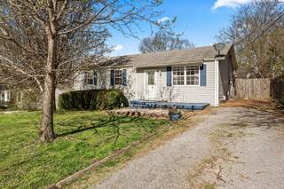 MLS# 2807968 - 112 Cedar Ridge Dr in Dove Creek Sec 5 in La Vergne Tennessee 37086