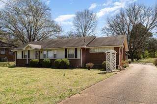 MLS# 2808181 - 620 Joyce Ln in Gra Mar Acres in Nashville Tennessee 37216