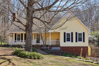 MLS# 2810033 - 224 Beechwood Dr in Beechwood S/D in Burns Tennessee 37029