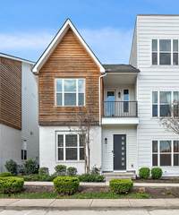 MLS# 2810891 - 711 Vernon Ave in 2 Aves in Nashville Tennessee 37209