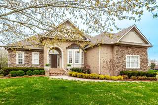 MLS# 2811891 - 990 Wyndham Dr in Woodhaven On The Lak in Gallatin Tennessee 37066