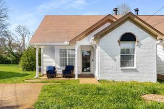 MLS# 2815252 - 618 Brentmeadow Cir in Kimbolton in Madison Tennessee 37115