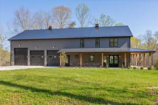 MLS# 2818745 - 610 Dogwood Way in NA in Burns Tennessee 37029