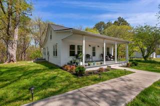 MLS# 2819405 - 1681 Taylor Town Rd in White Bluff in White Bluff Tennessee 37187