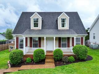 MLS# 2821002 - 1007 Persimmon Dr in Wakefield Sec 2 in Spring Hill Tennessee 37174