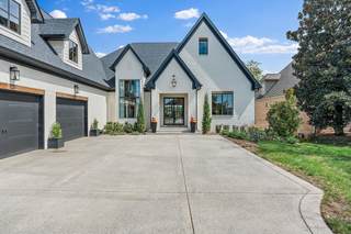 MLS# 2821659 - 800 Plantation Way in Fairvue Plantation in Gallatin Tennessee 37066