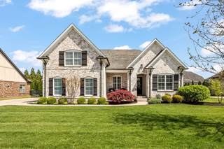 MLS# 2822026 - 2822 Craythorne Dr in Wynthrope Hall in Murfreesboro Tennessee 37129