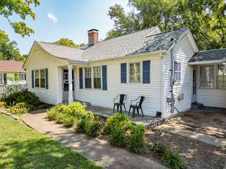MLS# 2823975 - 700 Riverside Drive in Riverside area in Columbia Tennessee 38401
