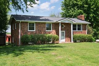 MLS# 2824609 - 920 Shun Pike in None in Cottontown Tennessee 37048