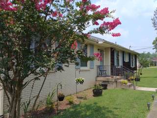 MLS# 2824711 - 418 Mason Ln in Barnett Rolling Acre in Goodlettsville Tennessee 37072