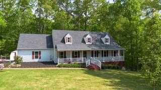 MLS# 2824995 - 1233 Hardwood Trl in Boone Ridge Est Sec C in Burns Tennessee 37029