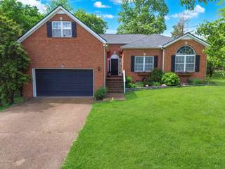 MLS# 2825249 - 2720 Tallow Trce in Candlewood Sec 1 in Spring Hill Tennessee 37174