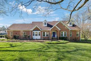 MLS# 2825412 - 1403 Sneed Rd W in Sneed Forest Sec 1 in Franklin Tennessee 37069