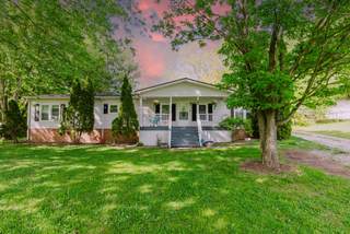 MLS# 2830732 - 230 Staggs Dr in Drakewood Sec 2 in Portland Tennessee 37148